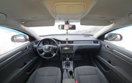 Skoda Superb III рестайлинг, 2011 год, 760 000 рублей, 12 фотография