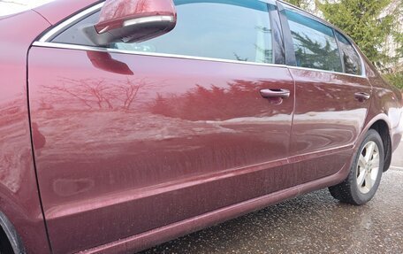 Skoda Superb III рестайлинг, 2011 год, 760 000 рублей, 19 фотография