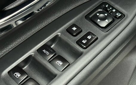 Mitsubishi Outlander III рестайлинг 3, 2018 год, 2 399 000 рублей, 11 фотография