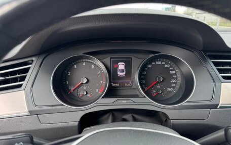 Volkswagen Passat B8 рестайлинг, 2017 год, 1 830 000 рублей, 5 фотография