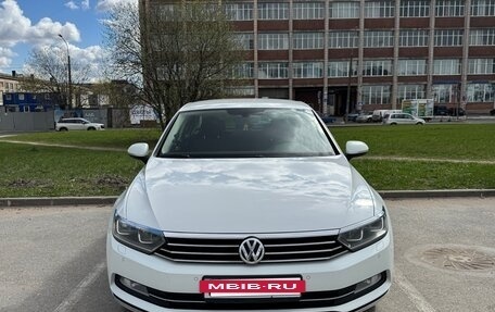 Volkswagen Passat B8 рестайлинг, 2017 год, 1 830 000 рублей, 18 фотография