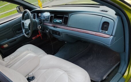 Ford Crown Victoria II, 1996 год, 1 900 000 рублей, 15 фотография
