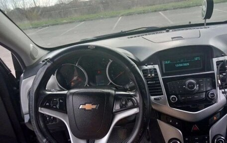 Chevrolet Cruze II, 2012 год, 780 000 рублей, 5 фотография