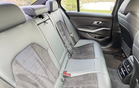 BMW 3 серия, 2020 год, 4 500 000 рублей, 18 фотография