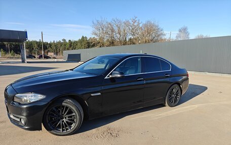 BMW 5 серия, 2013 год, 1 700 000 рублей, 10 фотография