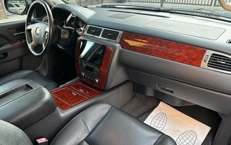 Chevrolet Tahoe III, 2012 год, 1 850 000 рублей, 10 фотография