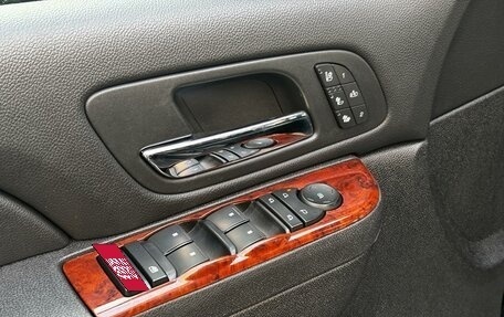 Chevrolet Tahoe III, 2012 год, 1 850 000 рублей, 15 фотография