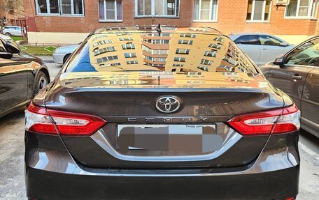 Toyota Camry, 2021 год, 3 450 000 рублей, 4 фотография