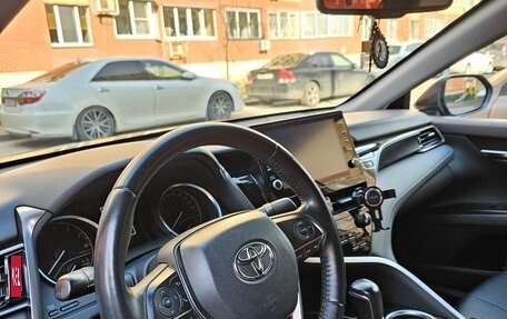 Toyota Camry, 2021 год, 3 450 000 рублей, 8 фотография