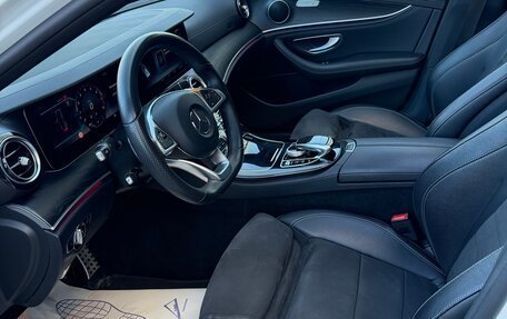 Mercedes-Benz E-Класс, 2017 год, 3 350 000 рублей, 11 фотография