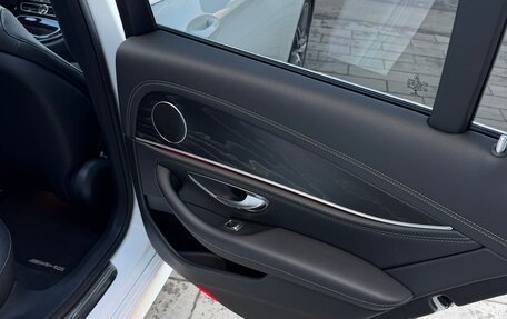 Mercedes-Benz E-Класс, 2017 год, 3 350 000 рублей, 13 фотография