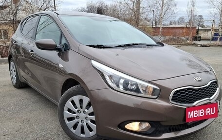 KIA cee'd III, 2013 год, 1 070 000 рублей, 2 фотография
