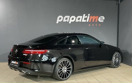 Mercedes-Benz E-Класс, 2019 год, 4 699 000 рублей, 3 фотография