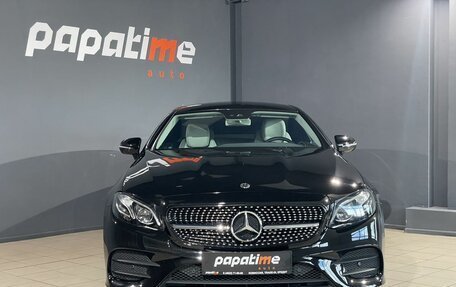 Mercedes-Benz E-Класс, 2019 год, 4 699 000 рублей, 2 фотография