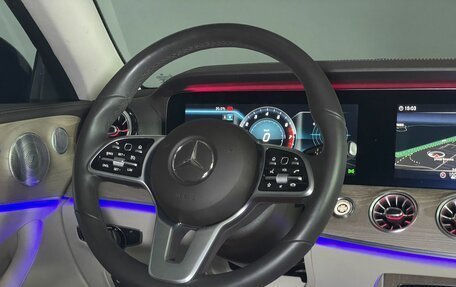 Mercedes-Benz E-Класс, 2019 год, 4 699 000 рублей, 19 фотография