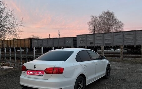 Volkswagen Jetta VI, 2013 год, 830 000 рублей, 5 фотография