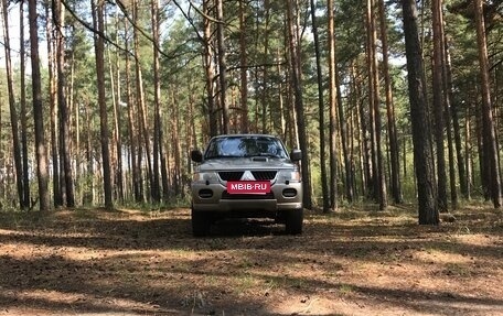 Mitsubishi Pajero Sport II рестайлинг, 2006 год, 650 000 рублей, 2 фотография