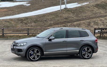 Volkswagen Touareg III, 2011 год, 2 290 000 рублей, 12 фотография