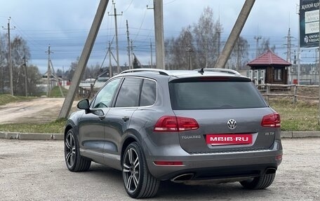 Volkswagen Touareg III, 2011 год, 2 290 000 рублей, 8 фотография