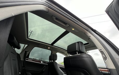 Volkswagen Touareg III, 2011 год, 2 290 000 рублей, 30 фотография