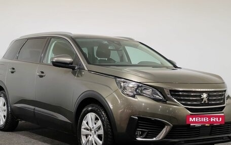 Peugeot 5008 II, 2018 год, 1 850 000 рублей, 3 фотография