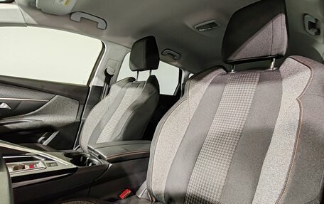 Peugeot 5008 II, 2018 год, 1 850 000 рублей, 13 фотография