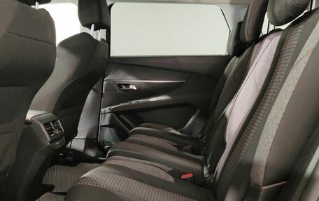 Peugeot 5008 II, 2018 год, 1 850 000 рублей, 14 фотография