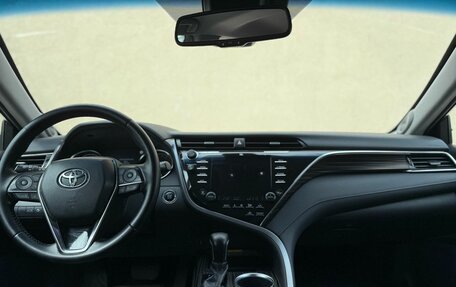 Toyota Camry, 2018 год, 2 597 000 рублей, 9 фотография