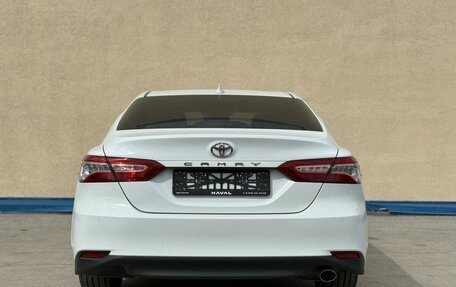 Toyota Camry, 2018 год, 2 597 000 рублей, 7 фотография