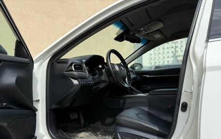 Toyota Camry, 2018 год, 2 597 000 рублей, 12 фотография