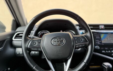 Toyota Camry, 2018 год, 2 597 000 рублей, 16 фотография