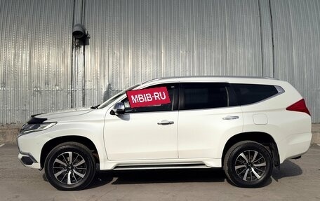 Mitsubishi Pajero Sport III рестайлинг, 2016 год, 2 799 000 рублей, 9 фотография