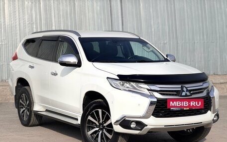 Mitsubishi Pajero Sport III рестайлинг, 2016 год, 2 799 000 рублей, 7 фотография