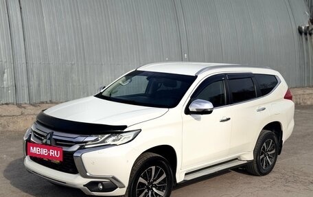Mitsubishi Pajero Sport III рестайлинг, 2016 год, 2 799 000 рублей, 13 фотография