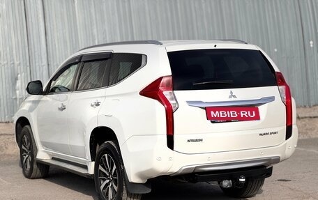 Mitsubishi Pajero Sport III рестайлинг, 2016 год, 2 799 000 рублей, 17 фотография