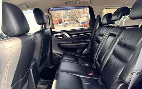 Mitsubishi Pajero Sport III рестайлинг, 2016 год, 2 799 000 рублей, 32 фотография