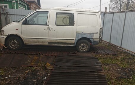 Nissan Serena I, 1995 год, 120 000 рублей, 2 фотография