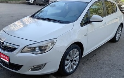 Opel Astra J, 2011 год, 950 000 рублей, 1 фотография
