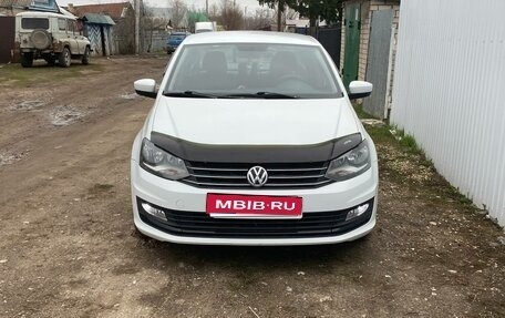 Volkswagen Polo VI (EU Market), 2015 год, 800 000 рублей, 1 фотография