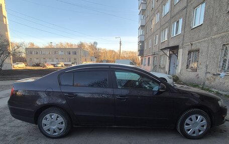 Volkswagen Passat B6, 2008 год, 650 000 рублей, 3 фотография
