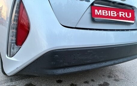 Toyota Prius IV XW50, 2018 год, 2 200 000 рублей, 19 фотография