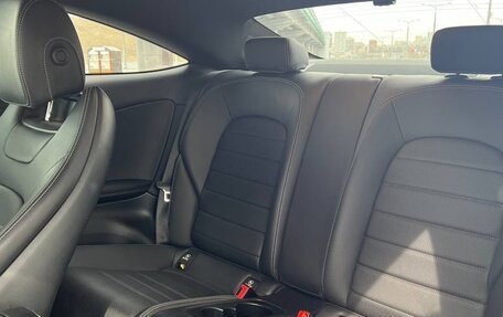 Mercedes-Benz C-Класс, 2018 год, 2 800 000 рублей, 17 фотография