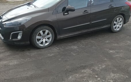 Peugeot 308 II, 2011 год, 750 000 рублей, 2 фотография