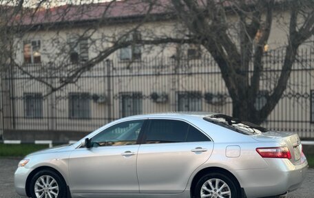 Toyota Camry, 2007 год, 900 000 рублей, 8 фотография