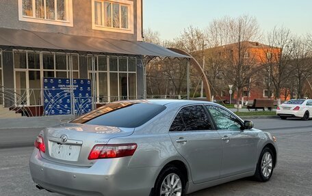 Toyota Camry, 2007 год, 900 000 рублей, 3 фотография