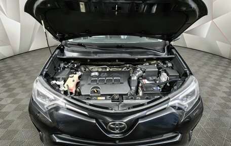 Toyota RAV4, 2018 год, 2 489 000 рублей, 11 фотография