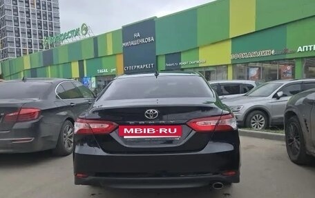 Toyota Camry, 2018 год, 2 700 000 рублей, 2 фотография