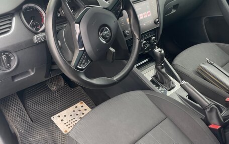 Skoda Octavia, 2017 год, 1 630 000 рублей, 5 фотография