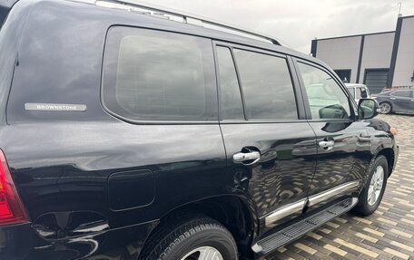 Toyota Land Cruiser 200, 2015 год, 4 450 000 рублей, 2 фотография