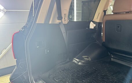 Toyota Land Cruiser 200, 2015 год, 4 450 000 рублей, 17 фотография